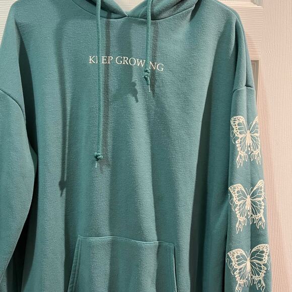 Green and white oversized hoodie - Picture 5 of 7